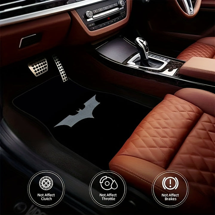 Juego de 4 alfombras de suelo para coche con tema Batman de Wast Bros, alfombras de suelo a prueba de polvo, alfombras antideslizantes para coches, camiones y SUV, ajuste universal, material de poliéster, perfectas para el Año Nuevo, Navidad, Día de San