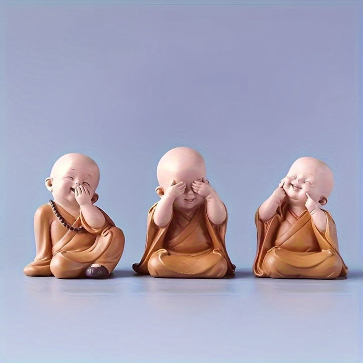 Juego de Tres Figuras Zen de Monjes en Resina, Ideal para Decoración de Escritorio o Sala de Té. Pequeña Estatuilla Budista Retro Creativa, Perfecta también para Acuarios y Micro Paisajes