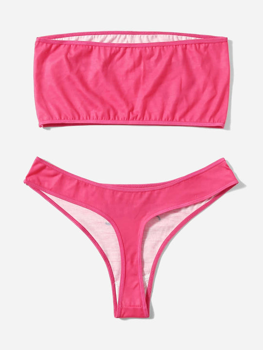 Set de lenceria con patron de corazon sin tira