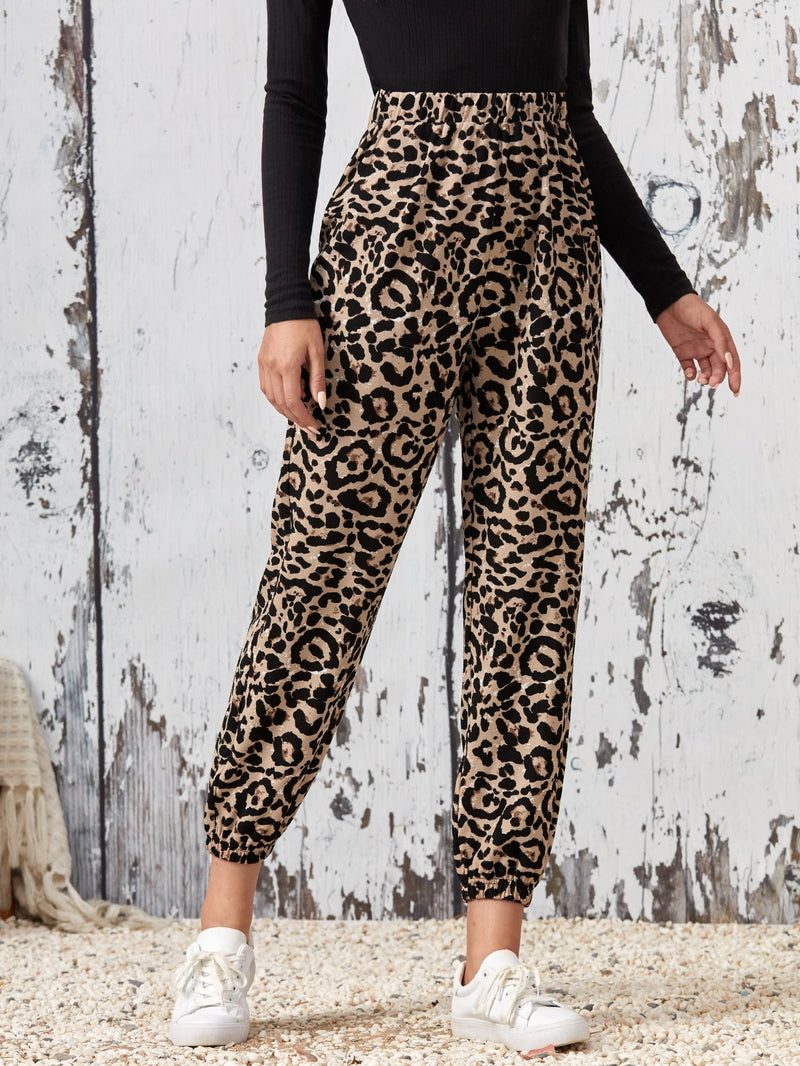 Pantalones zanahoria con estampado de leopardo de cintura elastica