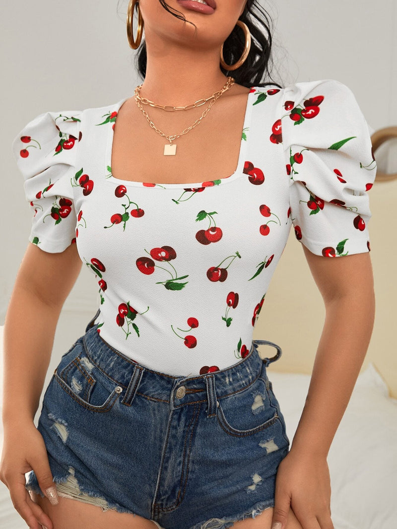 Blusa con estampado de cereza de manga farol