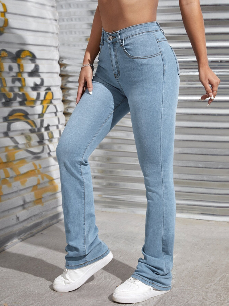 ICON Jeans de pierna amplia de talle alto con bordado de mariposa