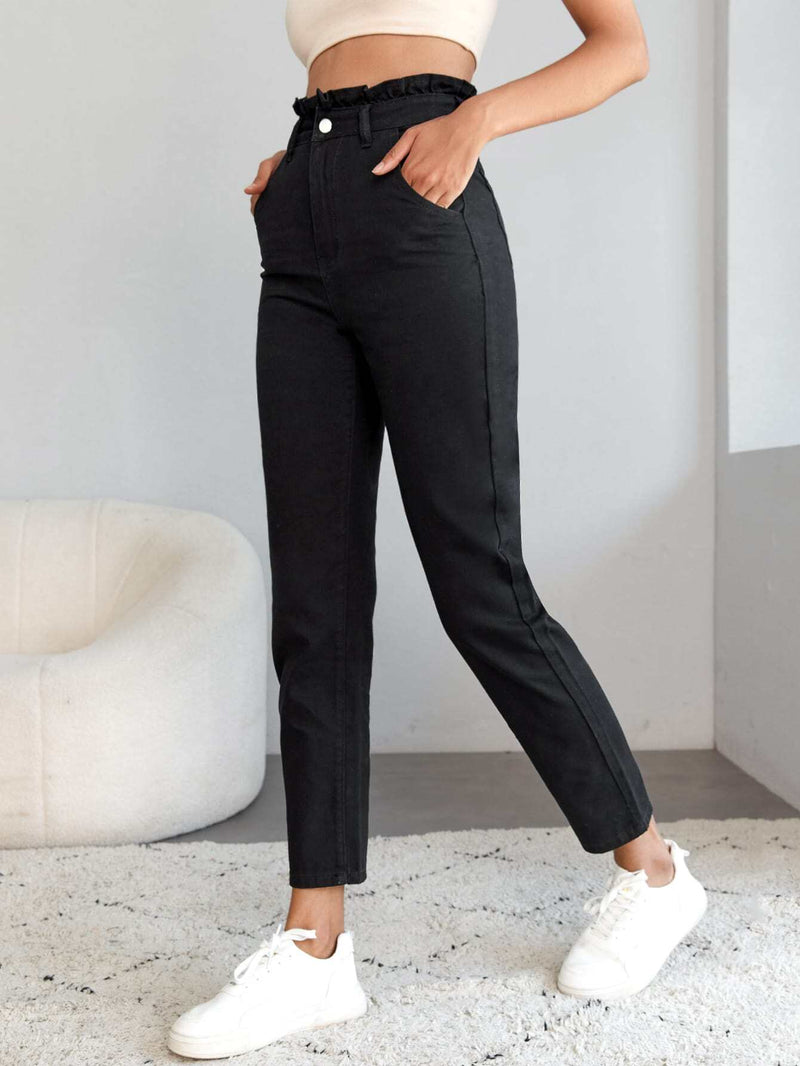 Tall Jeans de ajuste mom de cintura con volante