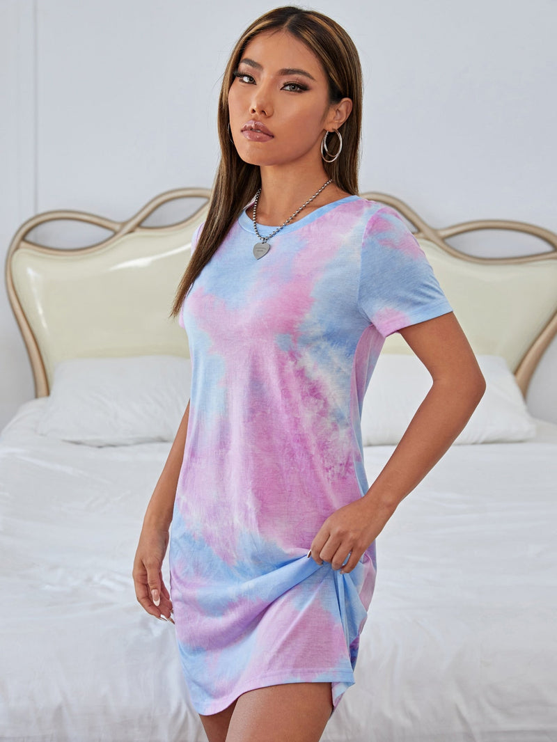 Essnce Vestido estilo camiseta de tie dye