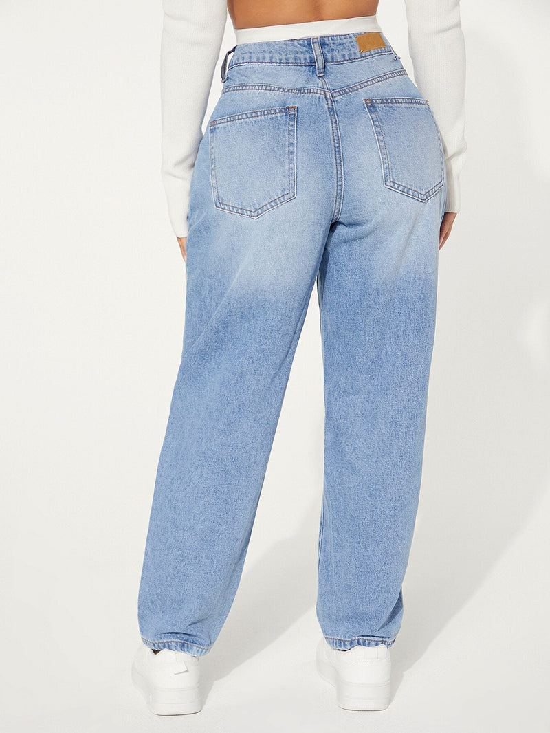 SXY Jeans de ajuste mom con diseno de parche