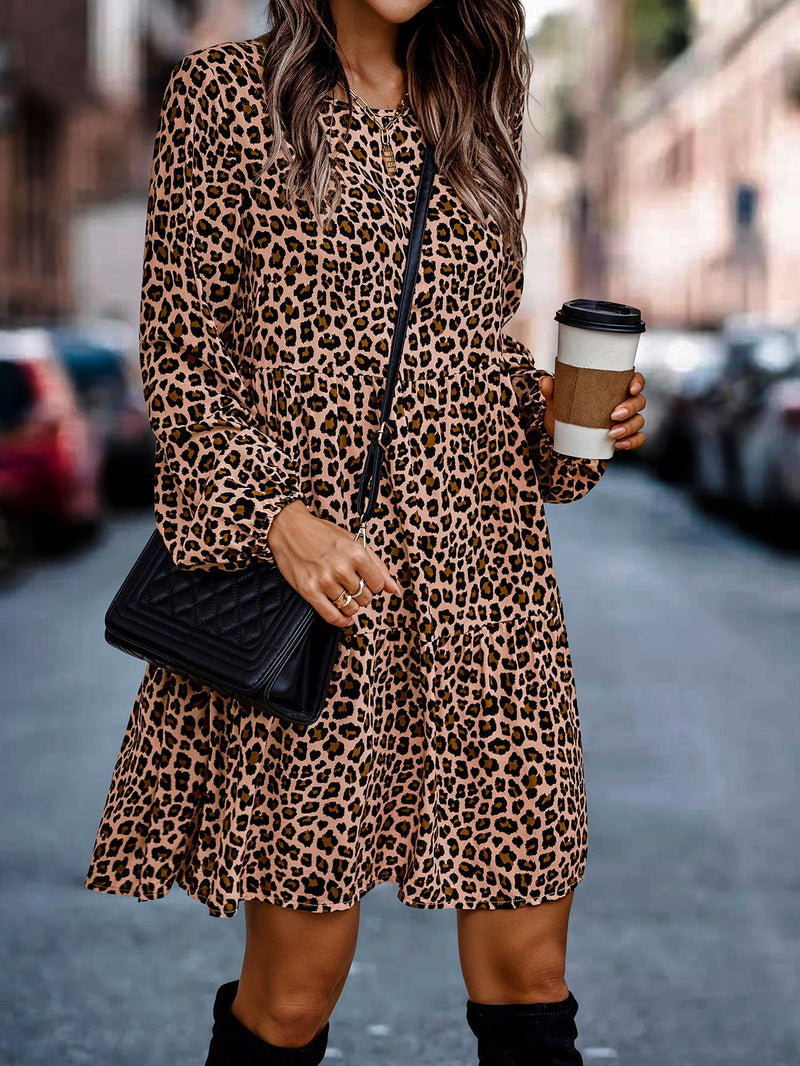 Vestido smock con estampado de manga farol bajo con fruncido