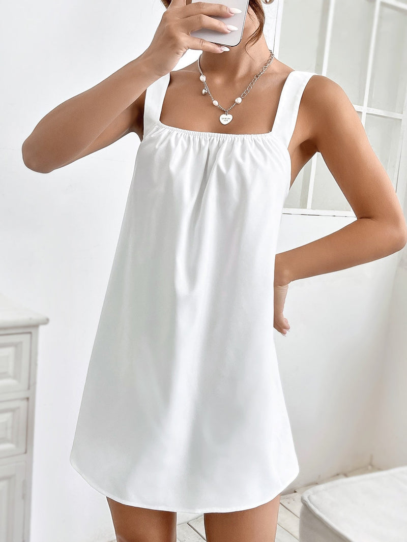 PETITE Vestido tank unicolor de espalda abierta