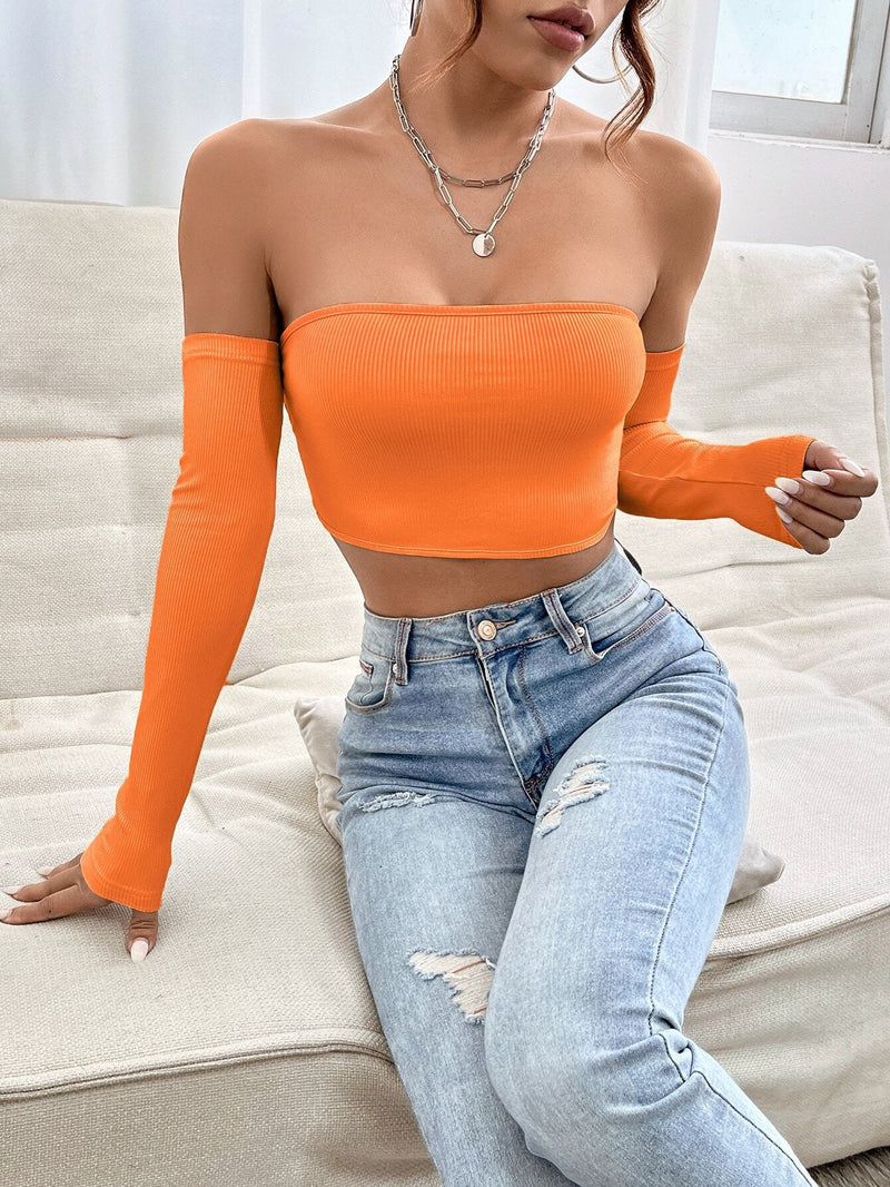 PETITE Top crop de hombros descubiertos