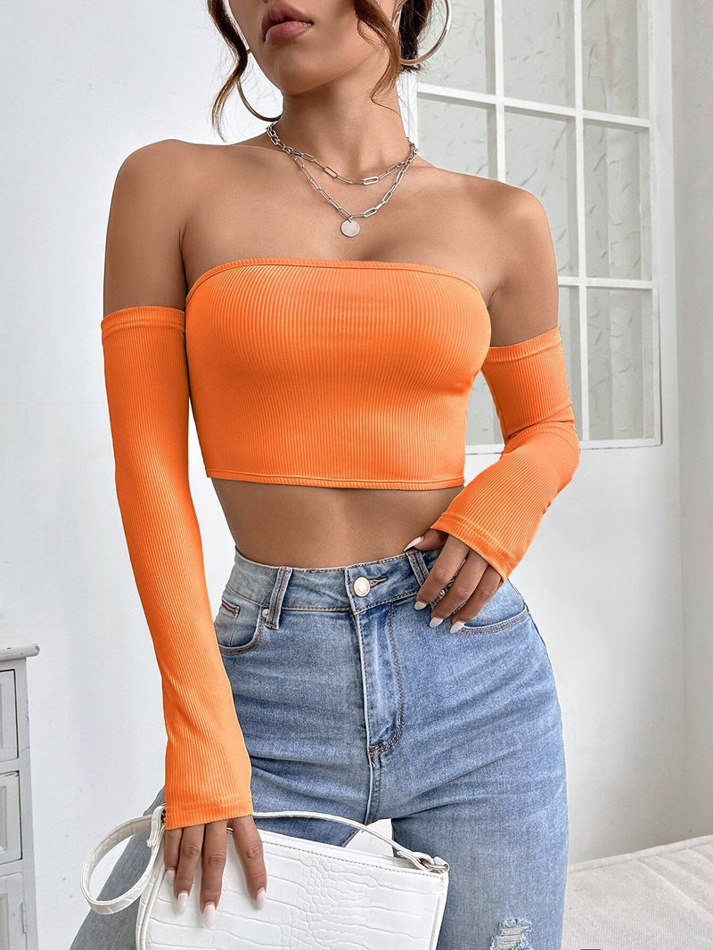 PETITE Top crop de hombros descubiertos