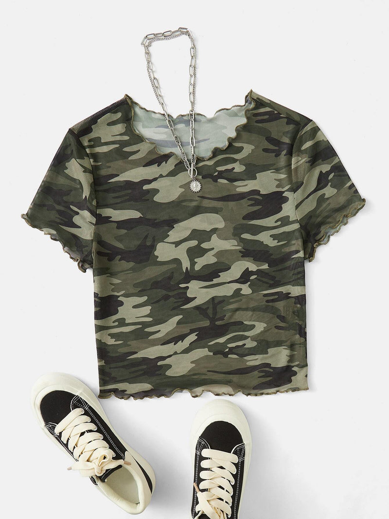 EZwear Gorpcore Top crop con estampado de camuflaje ribete en forma de lechuga