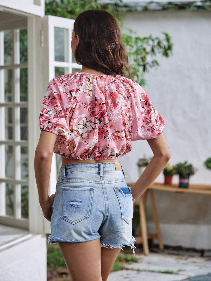 VCAY Camisa crop con estampado floral de manga farol