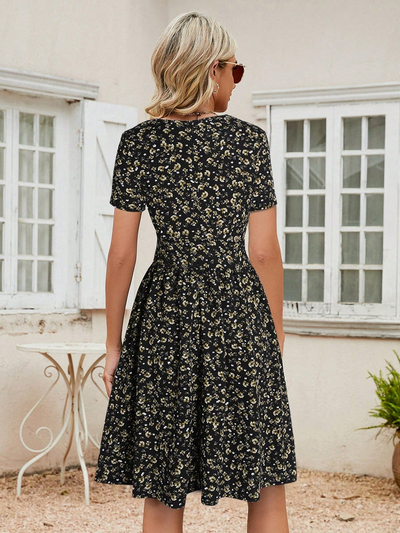 Vestido con estampado floral con bolsillo oculto