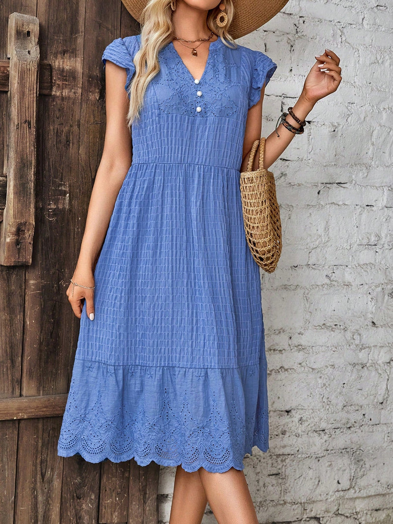 EMERY ROSE Vestido smock con bordado con ojal bajo con fruncido