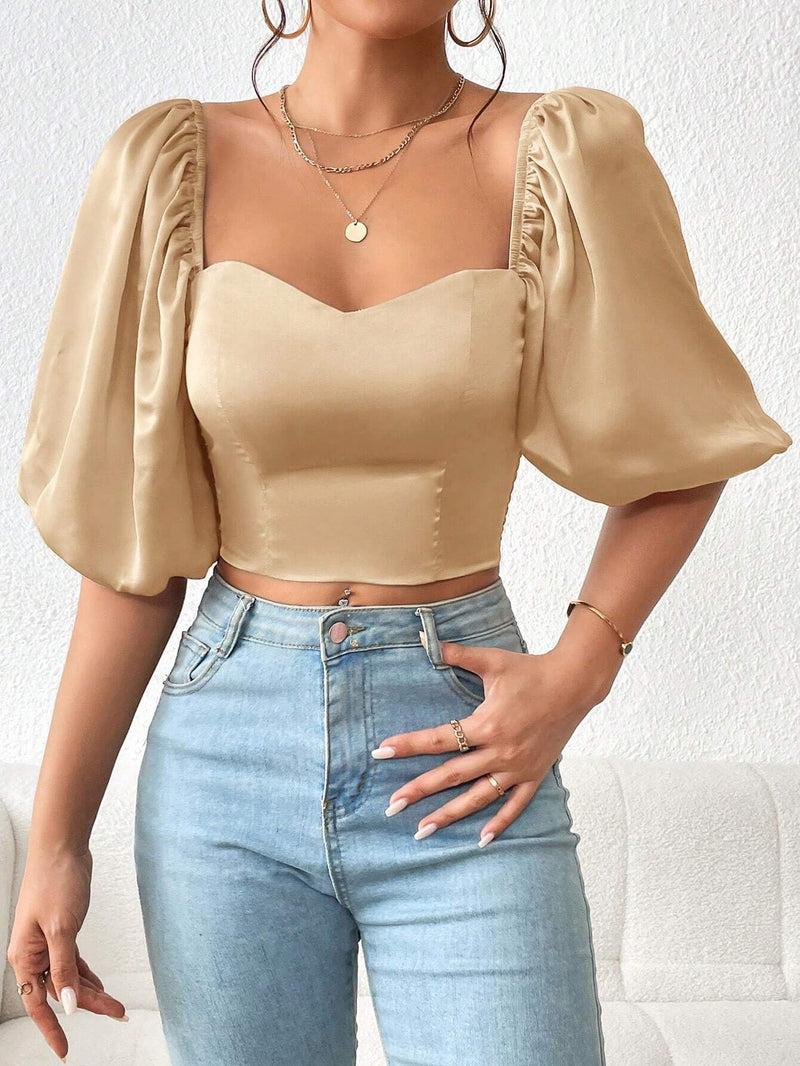 Camisa crop escote corazon de manga farol