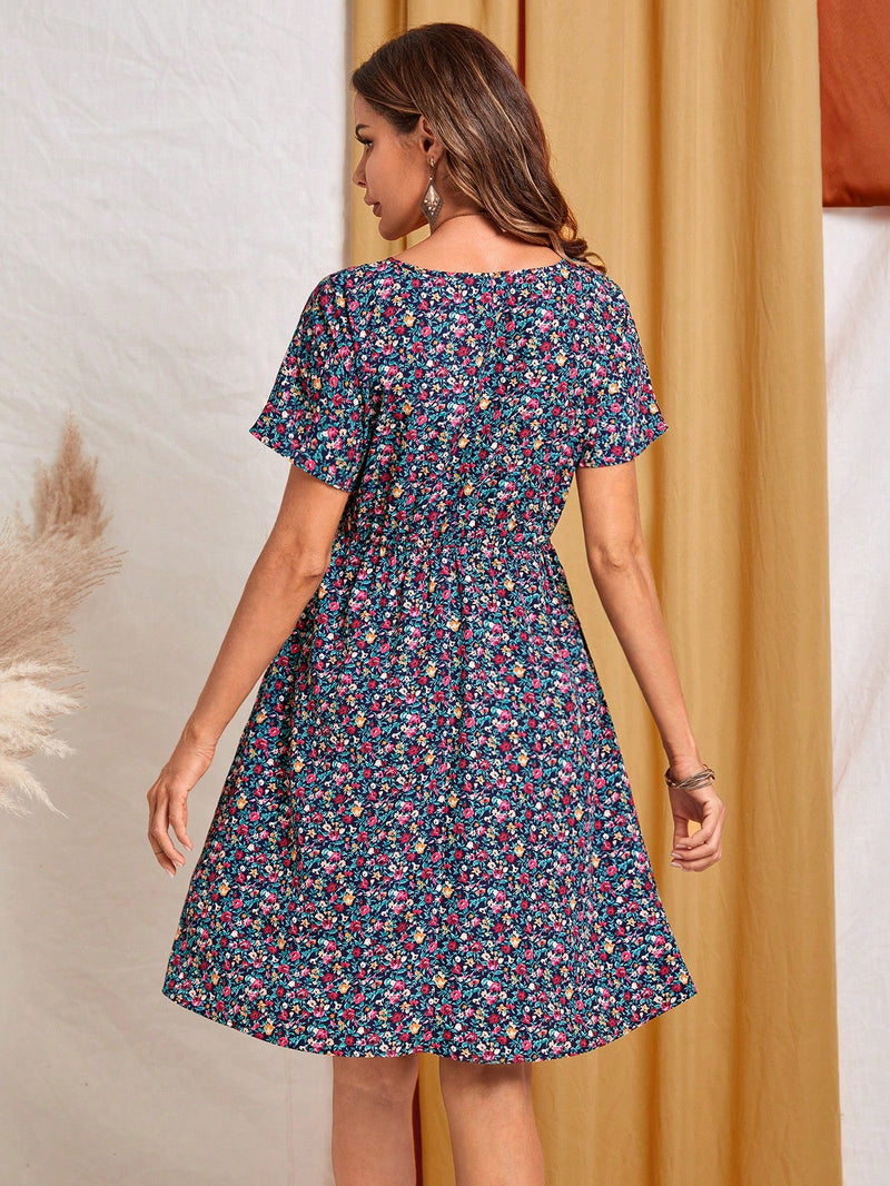 EMERY ROSE Vestido linea A con estampado floral