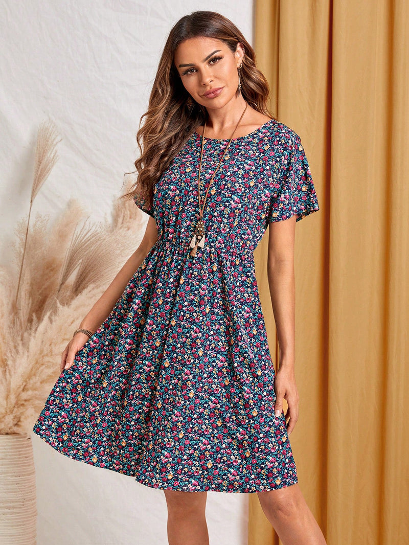 EMERY ROSE Vestido linea A con estampado floral