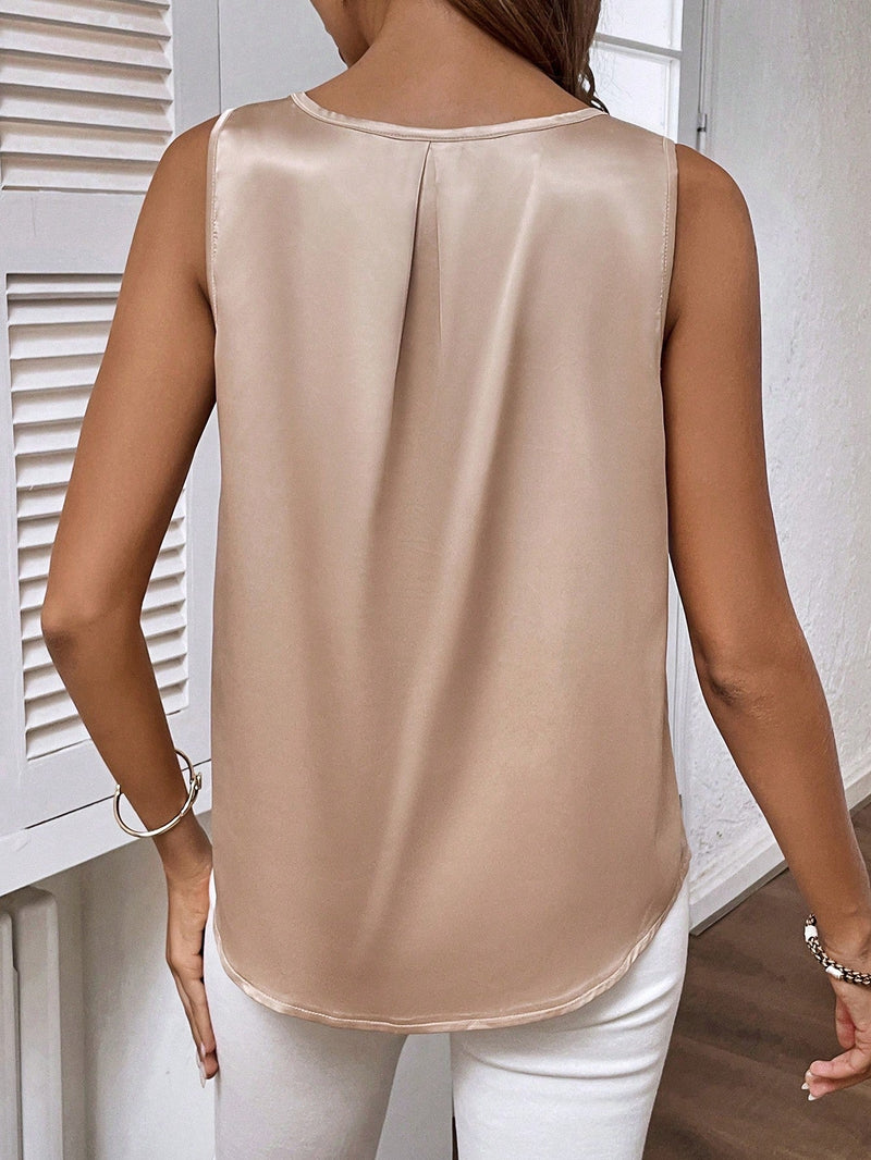 Clasi Blusa de cuello con abertura de ojo de saten