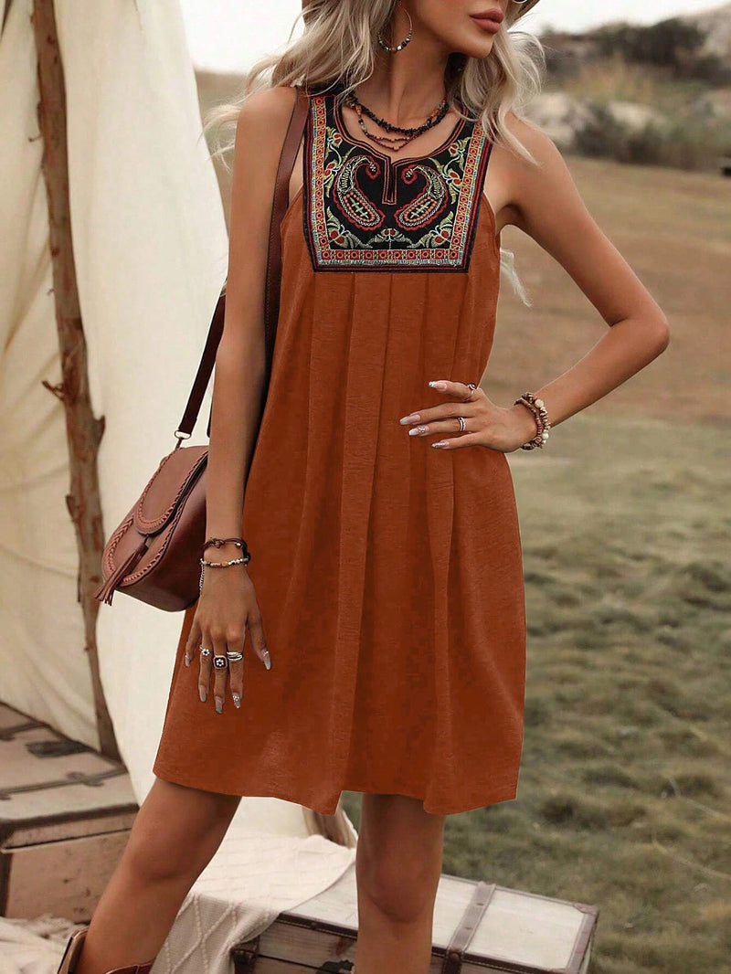 VCAY Vestido sin manga paisley con bordado