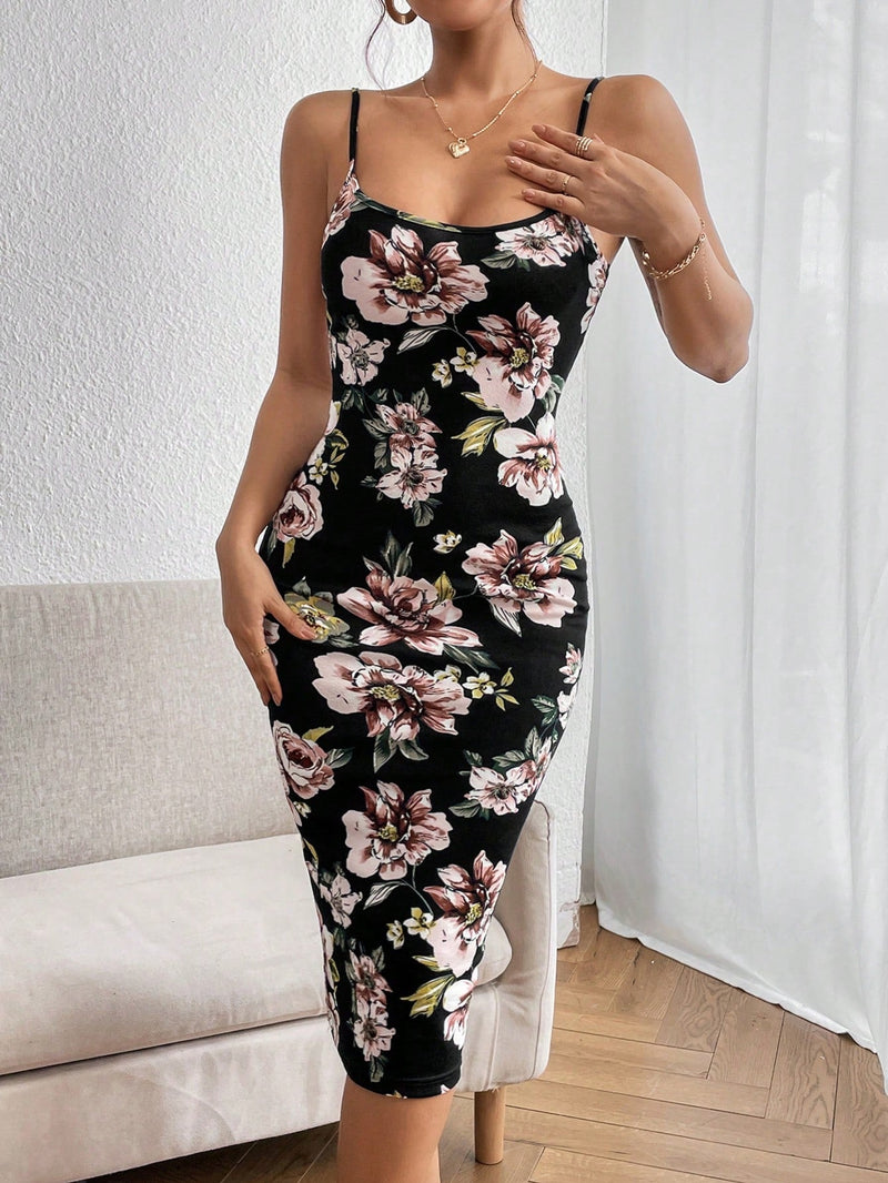 Prive Vestido de tirantes con estampado floral bajo con abertura