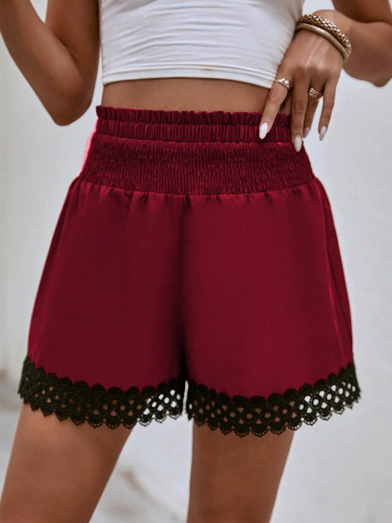 VCAY Shorts ribete con encaje de cintura elastica