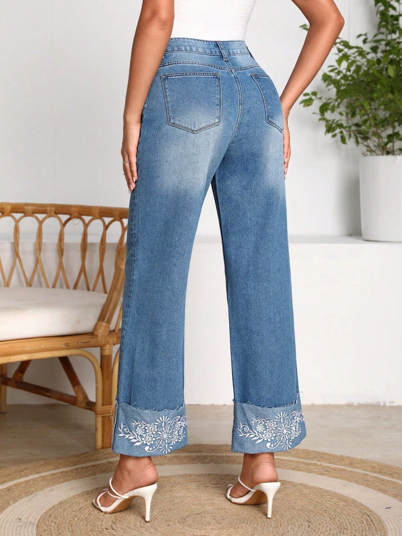 LUNE Jeans con bordado floral de pierna ancha