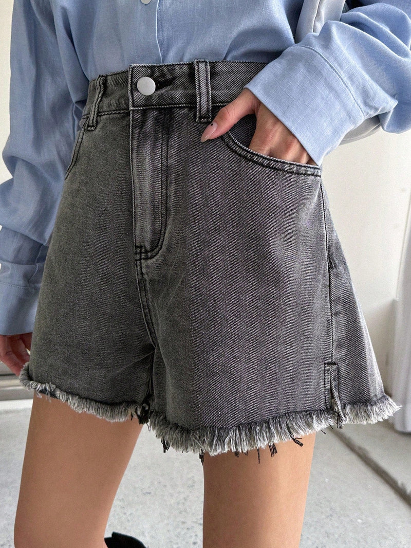 DAZY Shorts en mezclilla de talle alto bajo crudo