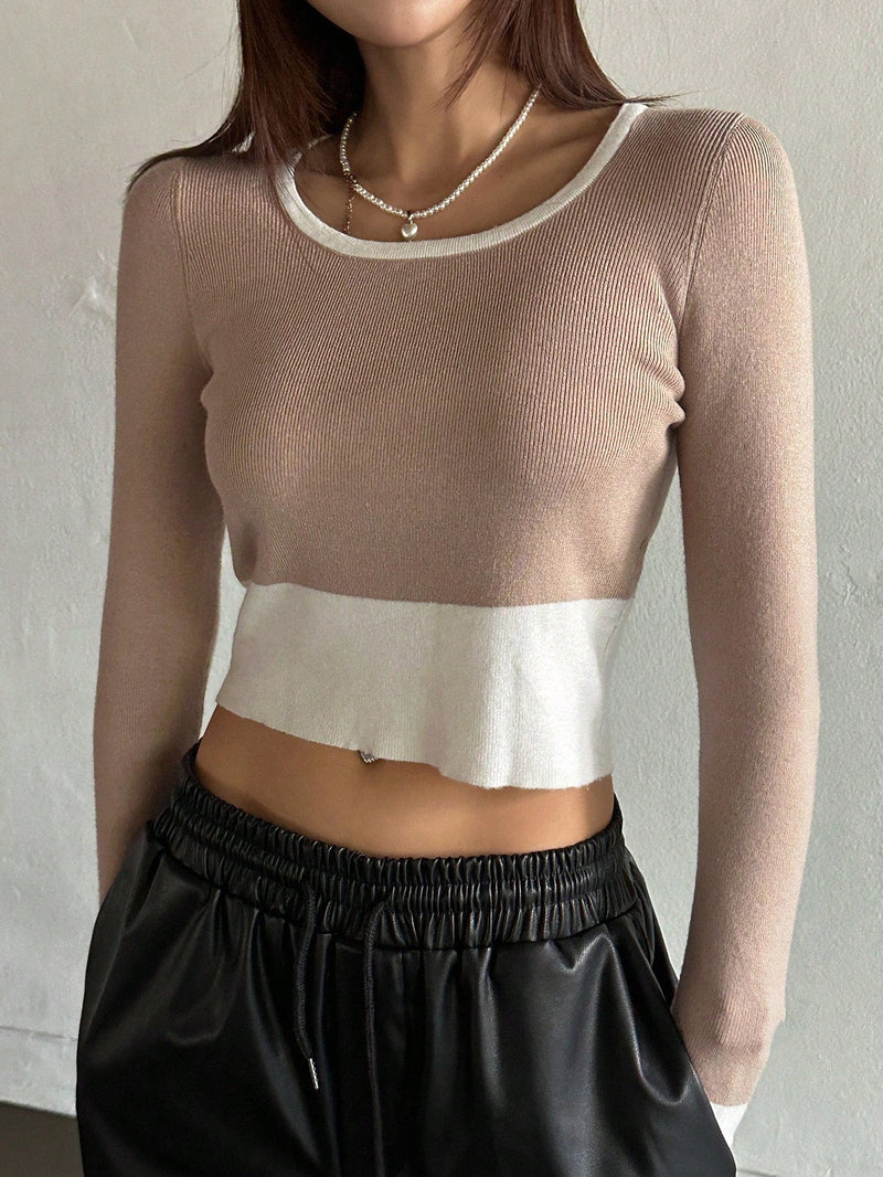 DAZY Jersey crop de dos tonos