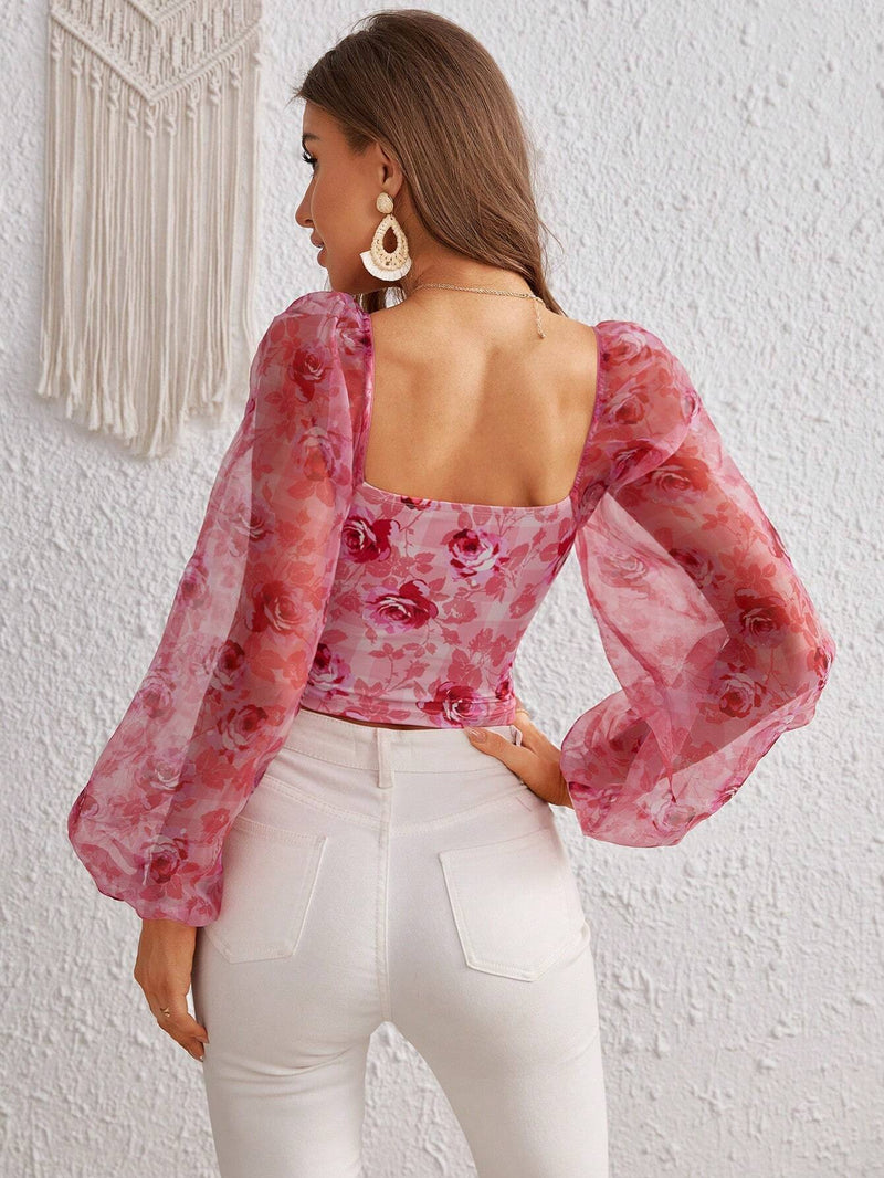 VCAY Top crop con estampado floral con nudo delantero de manga farol