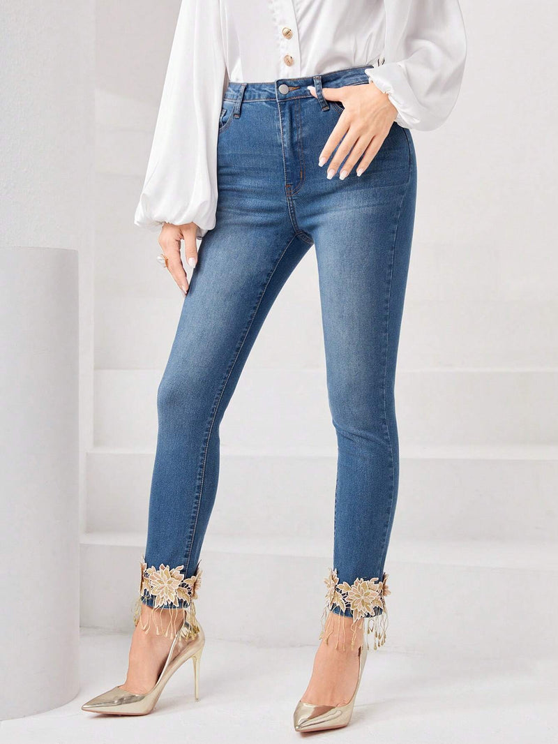 Prive Jeans ajustados con bordado floral aplique