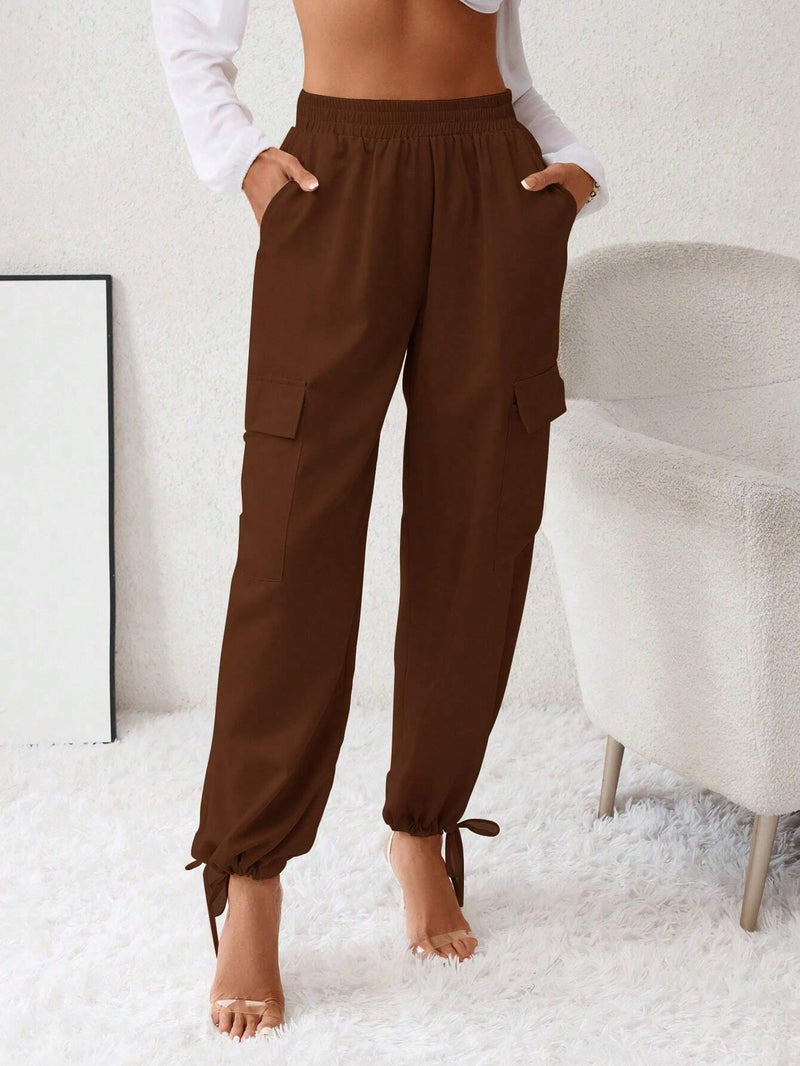 Essnce Pantalones cargo con bolsillo lateral con solapa bajo con cordon