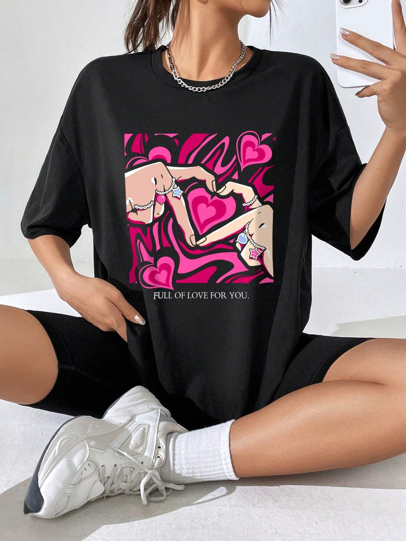 Camiseta de mujer con estampado de corazon y palma rosa de gran tamano con cuello redondo y hombros caidos