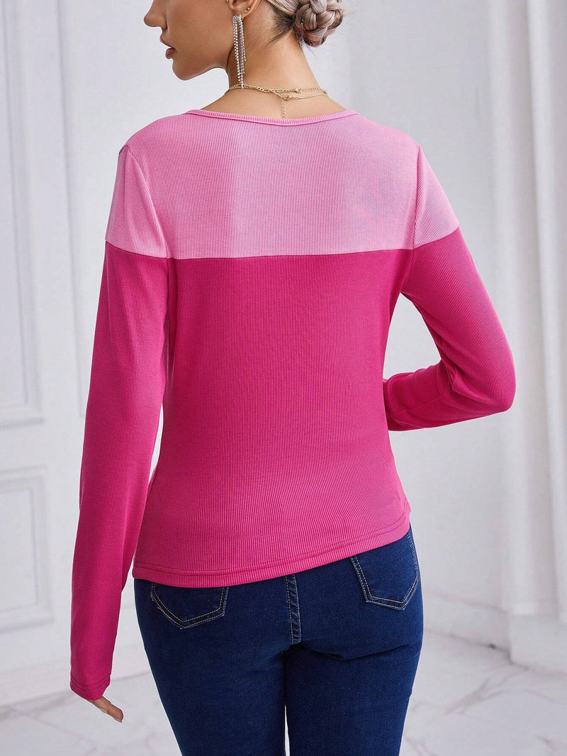 Prive Camiseta De Mujer Con Cuello En V De Color Contrastante Y Ajuste Delgado Para El Dia De San Valentin