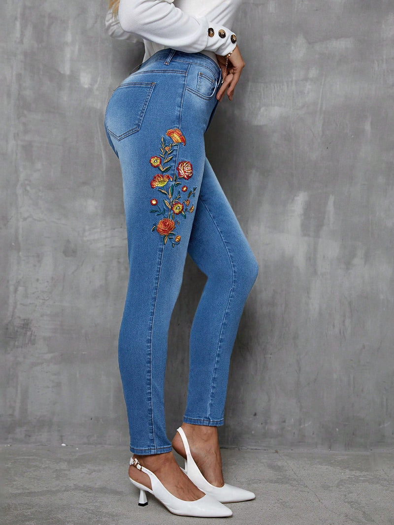 LUNE Jeans Ajustados Bordados En Flores Para Mujer