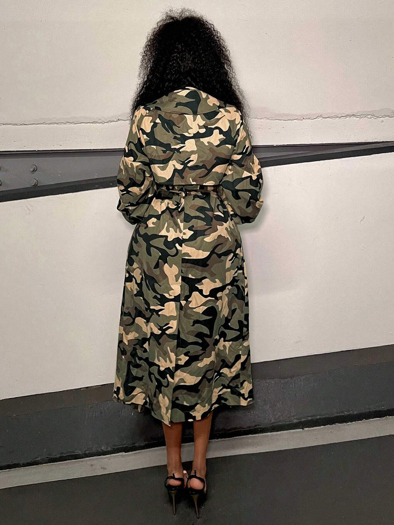 Slayr Gabardina para mujeres de camuflaje cuello