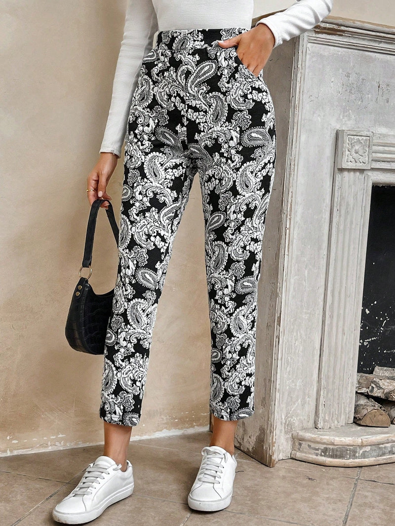 Pantalones De Bolsillo Inclinados Con Estampado Paisley