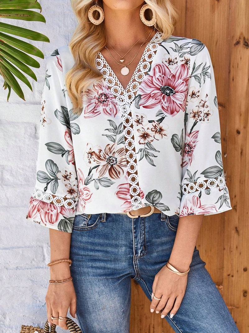 EMERY ROSE Camisa Blanca De Mujer Con Estampado Floral Para Verano, Mangas De Longitud Media, Y Parches De Encaje Con Estampado Floral