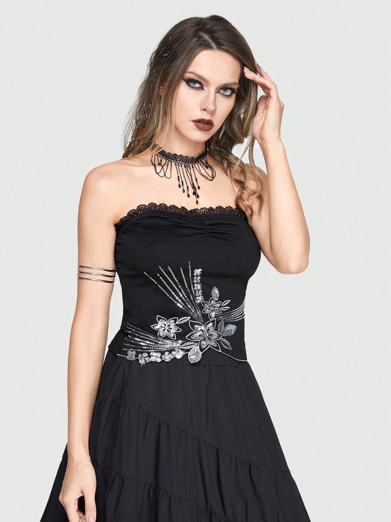 ROMWE Goth Top Sin Tirantes Con Aplique Floral De Encaje, Pliegues Y Detalles Con Cuentas