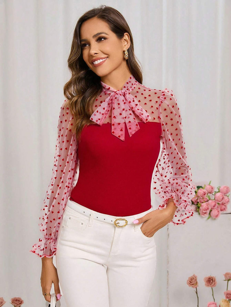 Clasi Blusa De Malla Transparente Con Diseno De Parche De Corazon Y Estampado, Cuello Con Lazo, Para Mujer