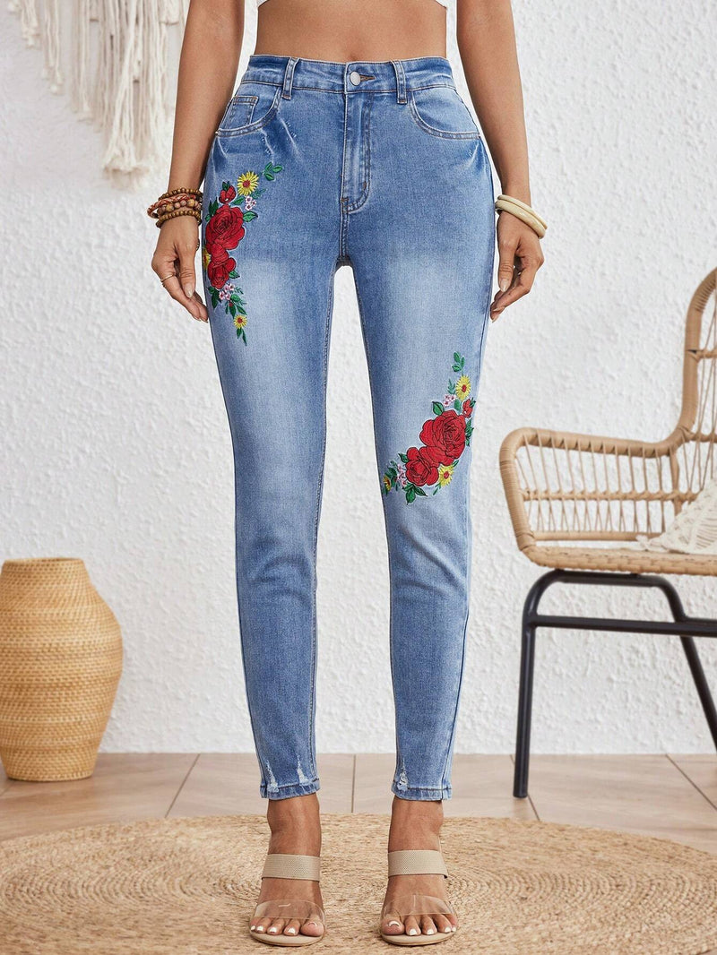 LUNE Jeans De Mujer Entallados Con Bordado Floral Y Lavado De Agua