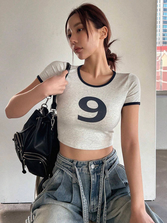 Top Corto Con Estampado Digital De Bloques De Color Para Mujer Con Ribete De Contraste