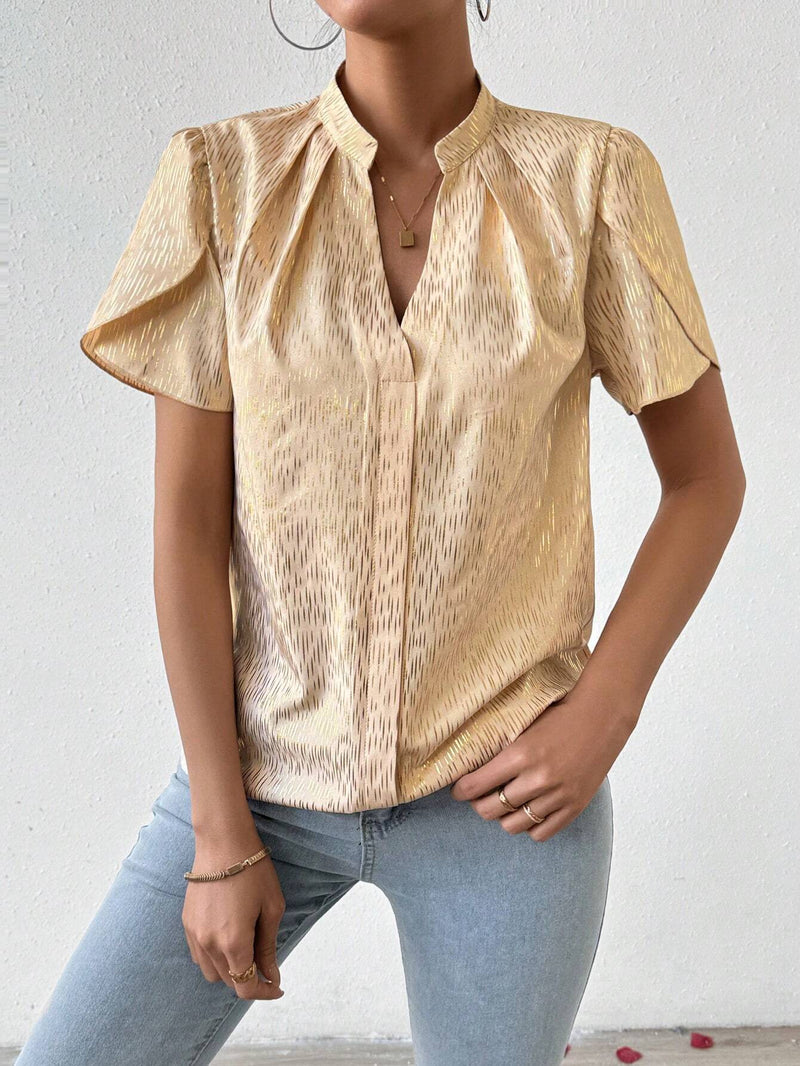 Camisa Corta De Manga Corta Con Petalos Estampados En Dorado Para Mujeres