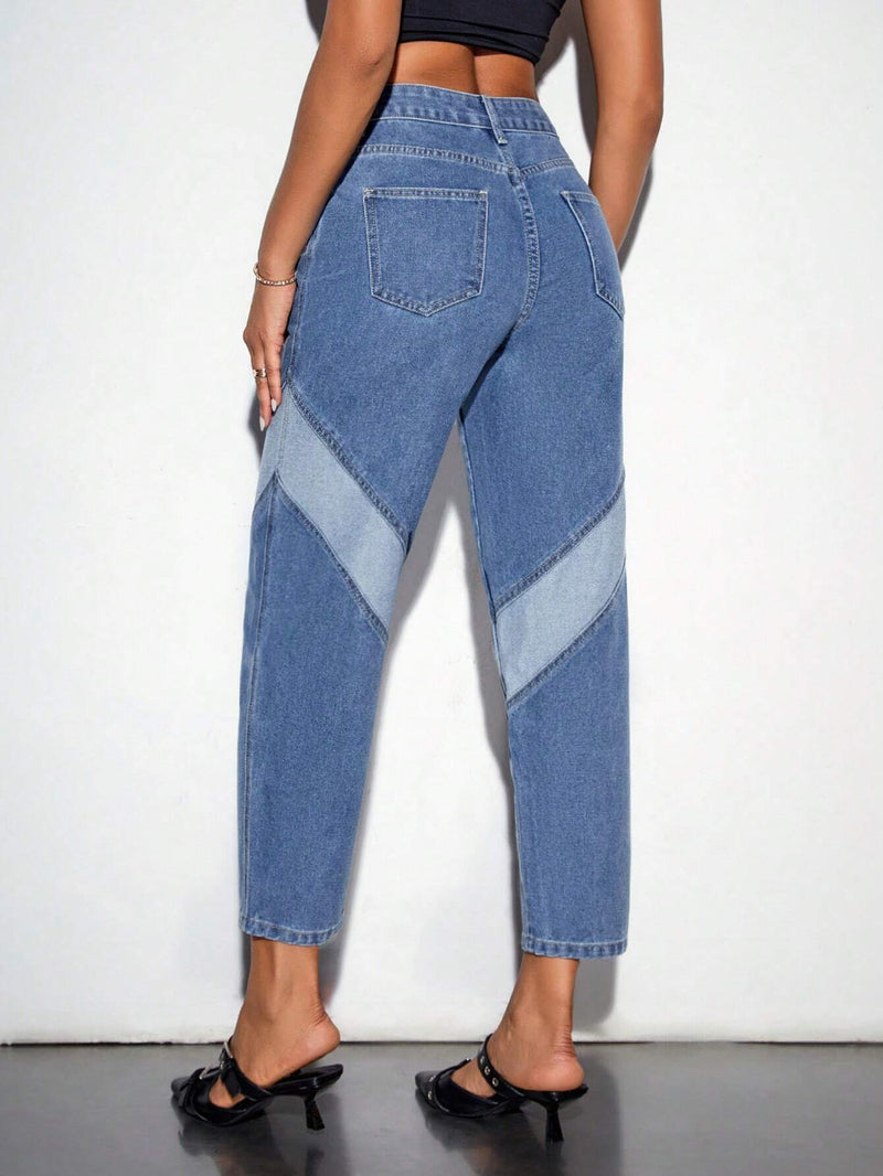 BAE Pantalones Jeans En Colores Bloqueados Y Conica Con Longitud Recortada