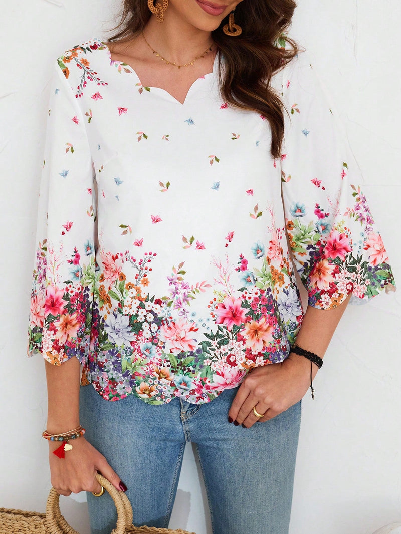 EMERY ROSE Camisa De Mujer Con Mangas A Media Altura, Cuello En V Con Escote De Concha Y Estampado Floral Posicionado