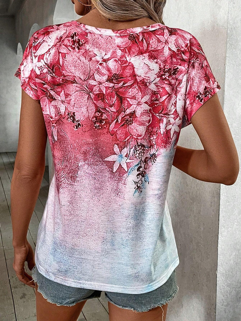 Camiseta Con Estampado Floral Y Cuello Redondo