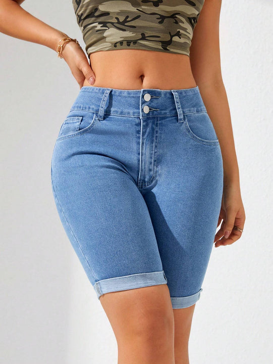 Shorts De Mezclilla Con Punos Enrollados Y Ajuste Delgado Para Mujer