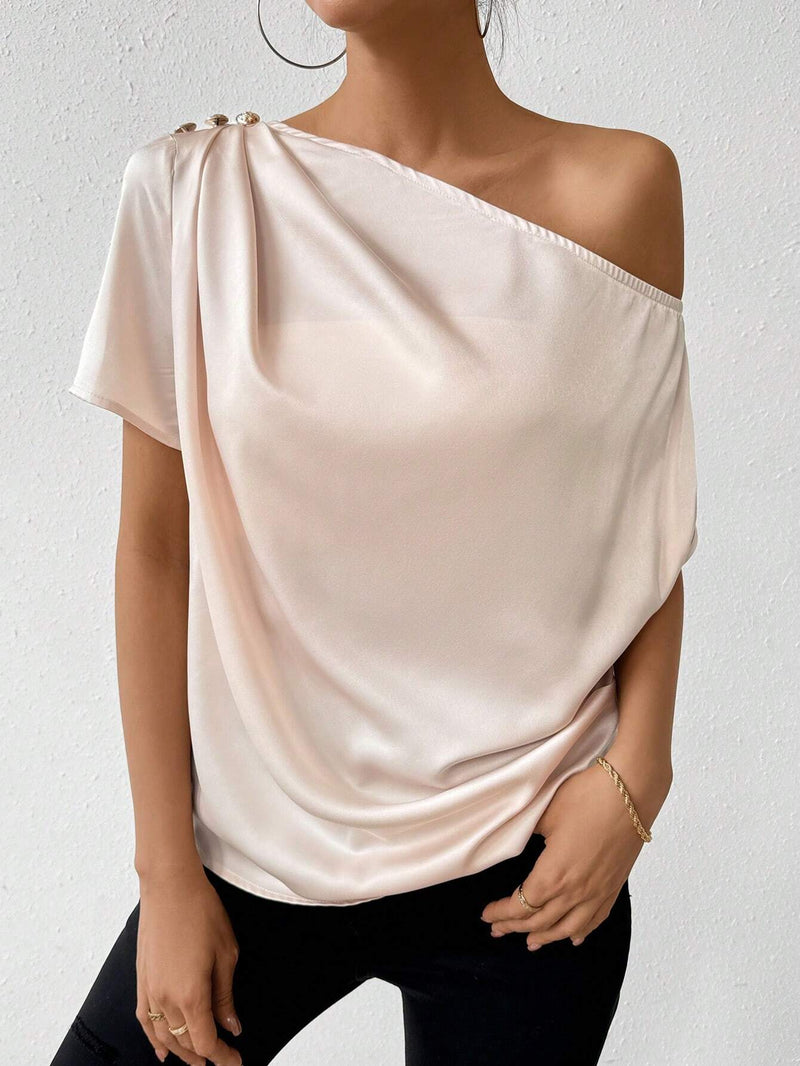 Essnce Camisa de mujer plisada con cuello asimetrico liso