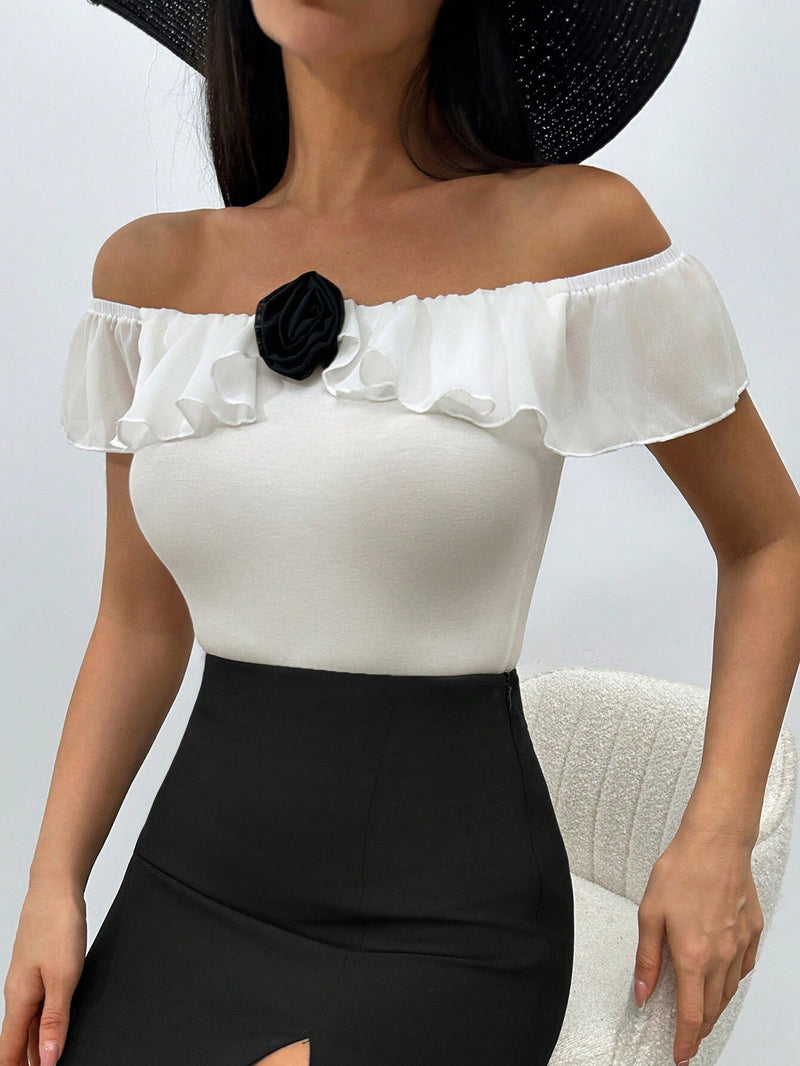 Frenchy Blusa Off-shoulder Para Mujer, Uso De Dos Formas, Top De Gasa Plisado Con Cuello Romantico Solido Adornado Con Flores 3d De Color Contrastante, Elastico, Ajuste Cenido, Versatil Y Elegante