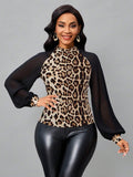 Lady Top con estampado de leopardo de malla en contraste de manga farol de cuello alto