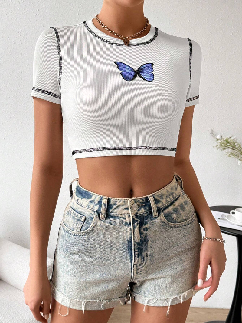 Camiseta Corta Con Estampado De Mariposas Y Paneles De Malla Ajustada Al Cuerpo