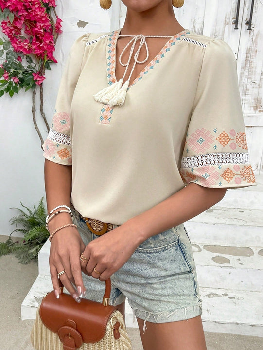 VCAY Camisa Con Botones Y Cuello Con Estampado Geometrico Y Lazo En La Cintura